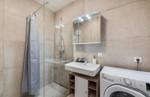 Heiligenstadt Apartment | Modern Housing Apartments