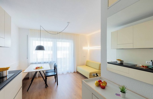 Valdaora di Mezzo Apartment | Modern "Hus Apartment - Nr. 2" with Balcony, Garden & Wi-Fi