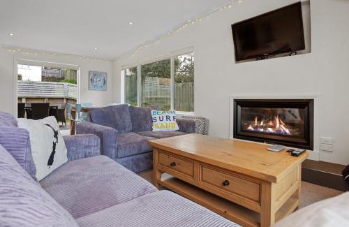 Waihi Beach House | Modern Kiwi Bach - Waihi Beach Holiday Home