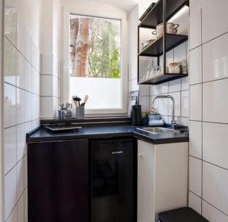 Mitte Apartment | Modern Living Apartment - 3-Zimmer - Nürnberg Nord, ruhige Seitenstraße, fußläufig Straßenbahn