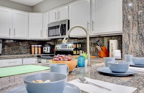 Winchester House | Modern Lockdown-7 Bd with Pool & Spa 30+ Day Home!