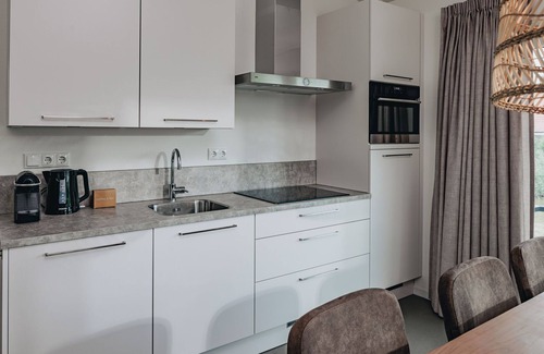 Breskens House | Modern Lodge Near Beach