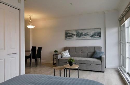 Boischatel Apartment | Modern Loft Chute-Montmorency