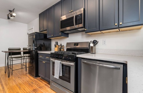 University District Apartment | Modern Loft Located near OSU Campus