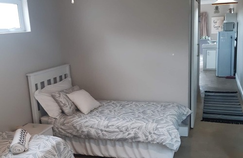 Linden Apartment | Modern, loft style, self catering apartment, with beautiful City view.