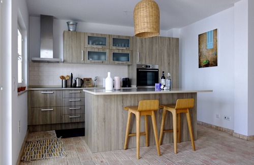 Tavira Ski Chalet | Modern & Lovely Villa, w/pool, center of Tavira!