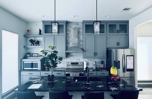 West Dallas House | Modern Luxe City Retreat near Trinity Groves, in Dallas, TX