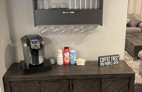 Edenvale House | Modern Luxurious One Bedroom House with backyard