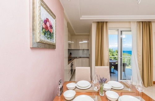 Vantacici Apartment | Modern luxury apartment Tunera 3* in a villa by the sea on Krk
