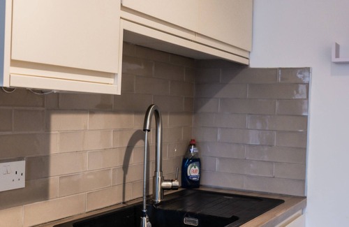 Kirkheaton Apartment | Modern Luxury & Comfortable Apartment