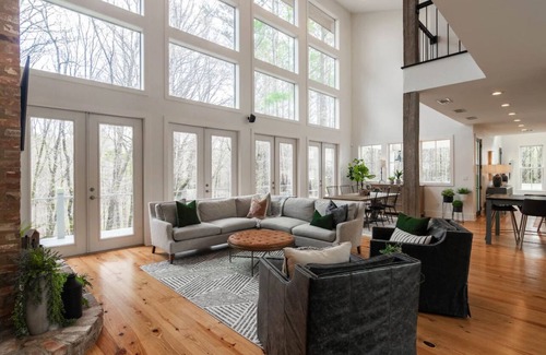 Oxford House | Modern Luxury Estate Home