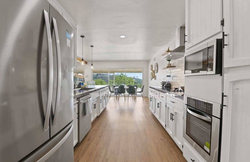 Bonita House | Modern Luxury in Bonita - 2655sqft + Infinity Pool