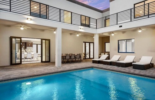 Coral Gables Section Villa | Modern Luxury in Massive Mansion w/Heated Pool!