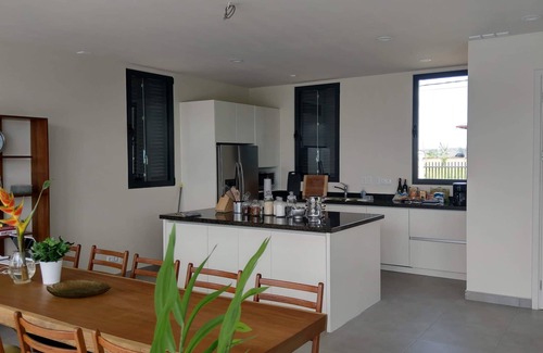 Noord Villa | Modern luxury mansion in colonial style