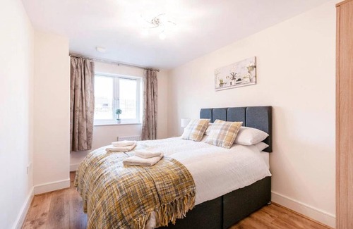 Bray on Thames Apartment | Modern Maidenhead Apartment