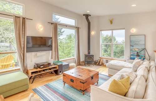 Neahkahnie Beach House | Modern Manzanita Retreat