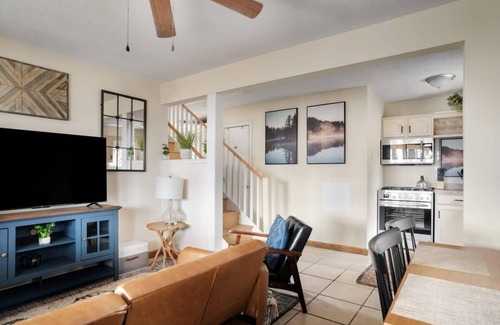 Ridgeway Cabin | Modern Mountain Cottage w Hot Tub, Fire Pit, WiFi