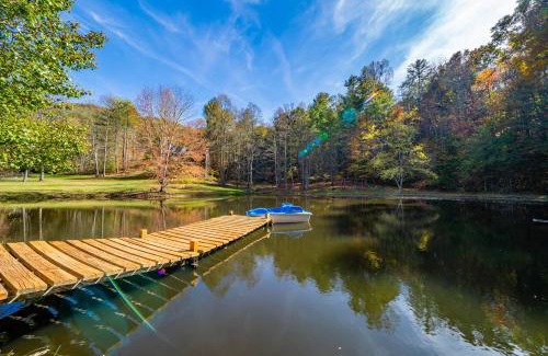 Marshall House | Modern Mountain Retreat~120ac~ Pond~Boat~Trails~FP