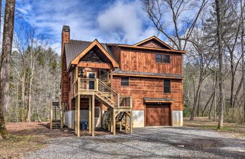 Murphy House | Modern Murphy Cabin with Nottely River Views!