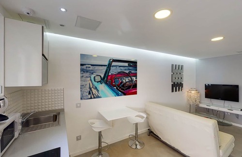 Taurito Apartment | Modern, newly renovated apartment with large terrace and sea view.