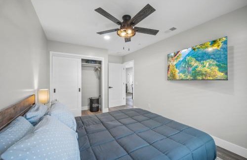 Mount Helix House | Modern Oasis New 2BR in La Mesa