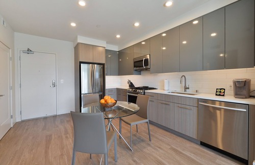 Mountain View Apartment | Modern One Bedroom in Resort-Style Community