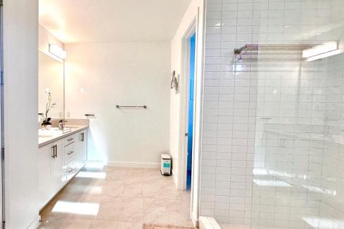 Palm Springs House | Modern Palm Springs Retreat Poolside Relaxation Scenic Views