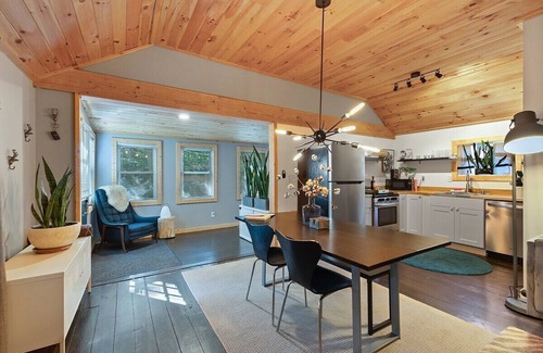 Pocono Pines Cabin | Modern Pocono Cabin | Firepit | BBQ | Pet Friendly