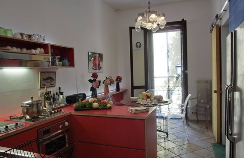 Historic Centre Apartment | Modern Pop-Art Style Apartment in Padua city center - 2 bedrooms