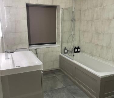 Chatham Apartment | Modern Premium 2 Bedroom Home in Kent