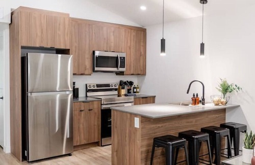 Winnipeg House | Modern, Prime Location & Comfort