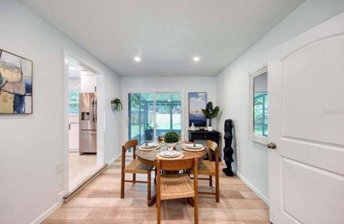 Coquina Key House | Modern Relaxing Retreat in St. Petersburg! Downtown Access & The Beach!