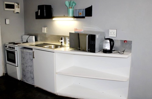 Downtown Johannesburg Apartment | Modern retreat in the heart of Maboneng with a high speed WIFI