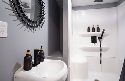 Johnstown Other | Modern Retreat on Six Acres - Sleeps 13