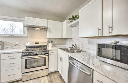 South Bend House | Modern South Bend Getaway about 3 Mi to Downtown