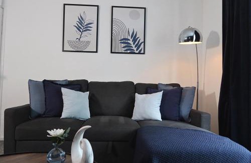 Newcastle-upon-Tyne House | Modern & Spacious Home Near Newcastle Centre - FREE Private Parking, Great for All Stays