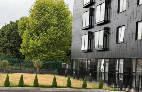 Bloxwich Apartment | Modern & Spacious 1 Bed Apartment in Birmingham