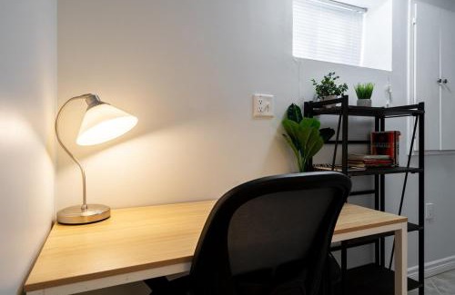 Brampton Apartment | Modern & Spacious 2BR 2BA Suite All Amenities Included