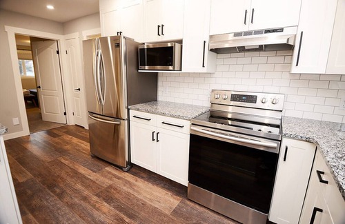 Pincher Creek House | Modern & Spacious 3 Bedroom, Close to the Mountains!