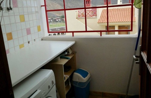 Morro Jable Apartment | MODERN SPACIOUS APT WITH SEA VIEWS + AMAZING PRIVATE ROOF TERRACE/BBQ FREE WiFi