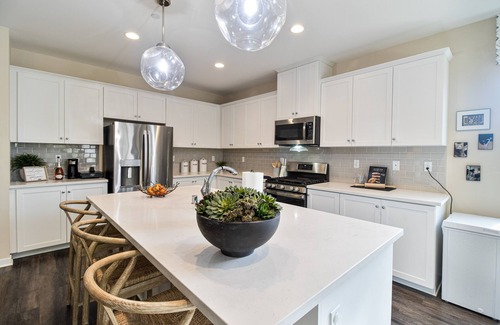 Mentone House | Modern & Spacious Family/Pet-Friendly Homen