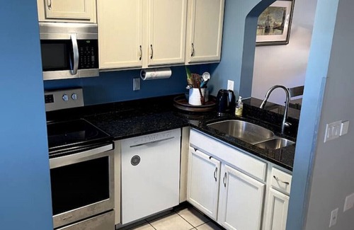 Essex Junction Condo | Modern Spacious Townhouse