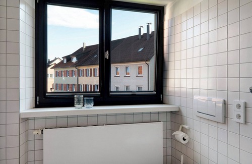 Wangen im Allgaeu Apartment | Modern Studio Apartment No. 21 in the City Center with Wi-Fi