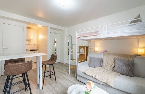 Quartier de la Roquette Apartment | Modern studio in charming Paris, vibrant neighborhood, only 5 min to metro