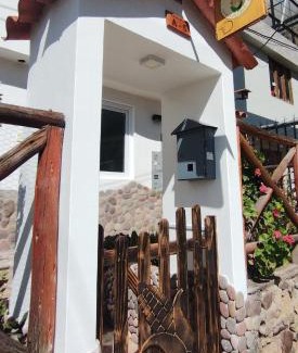 Cusco Historic Center Apartment | Modern Studio with Panoramic City View - SW4