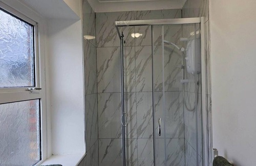 Bridgend Apartment | Modern & Stylish 1 bedroom flat