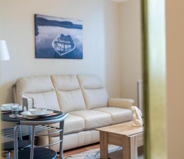 Sheffield Apartment | Modern Stylish 1 Bedroom Home