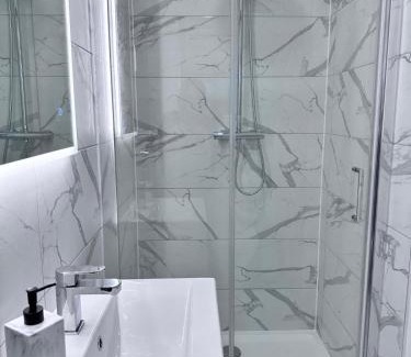 Watford Apartment | Modern&Stylish 3Bedrooms Ensuite HPotter London Watford