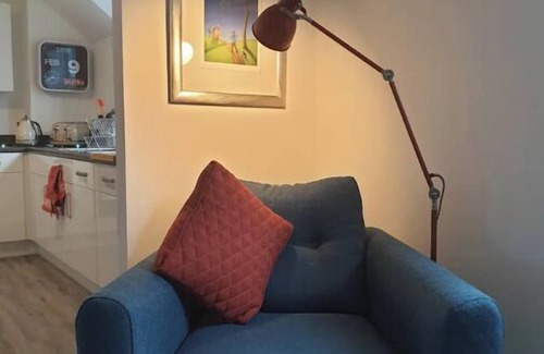 Selly Oak Apartment | Modern & stylish apartment perfectly located.