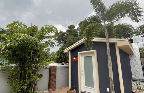 Egypt Lake-Leto Apartment | Modern Tiny home Tampa Fl